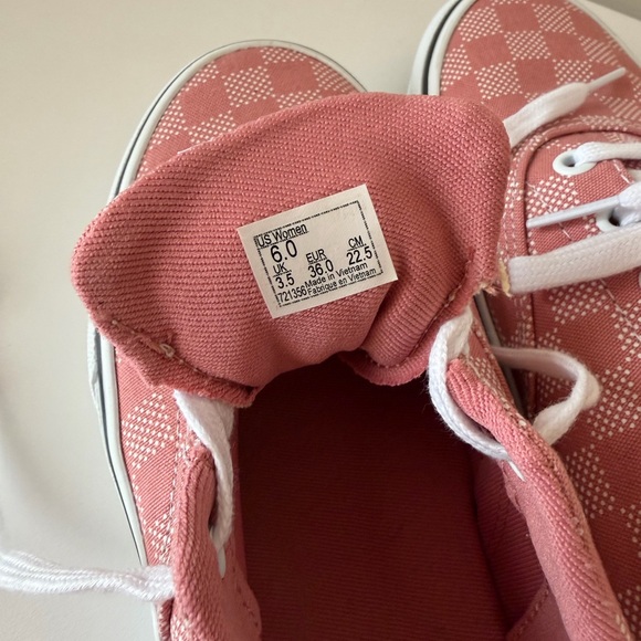 Vans Pink Checkerboard Low-Top Sneakers - Picture 6 of 7
